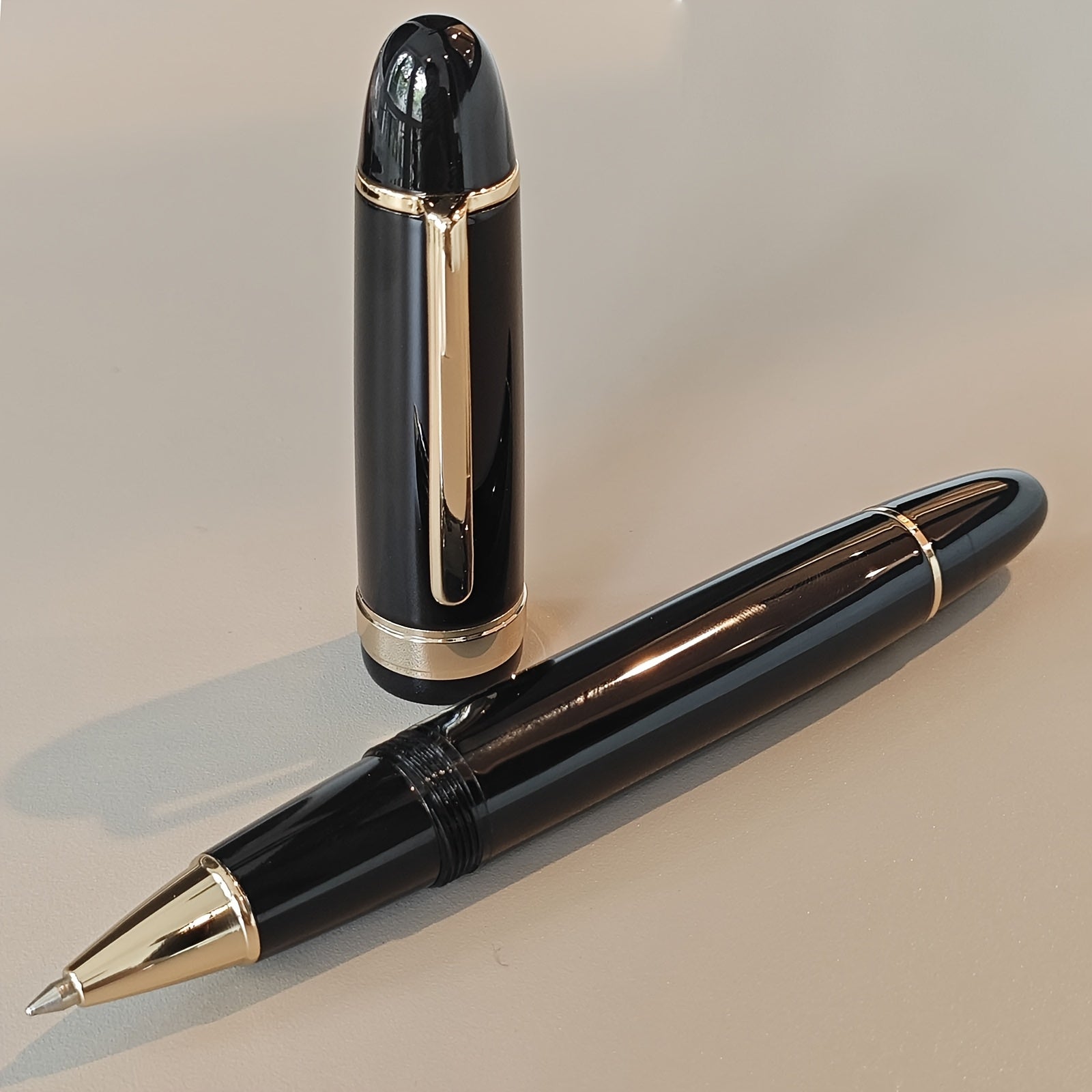Professional Big Heavy Smooth Writing Roller Pen, Classic Carved Design, Perfect for Men Gifts or Daily Use, 1 pc